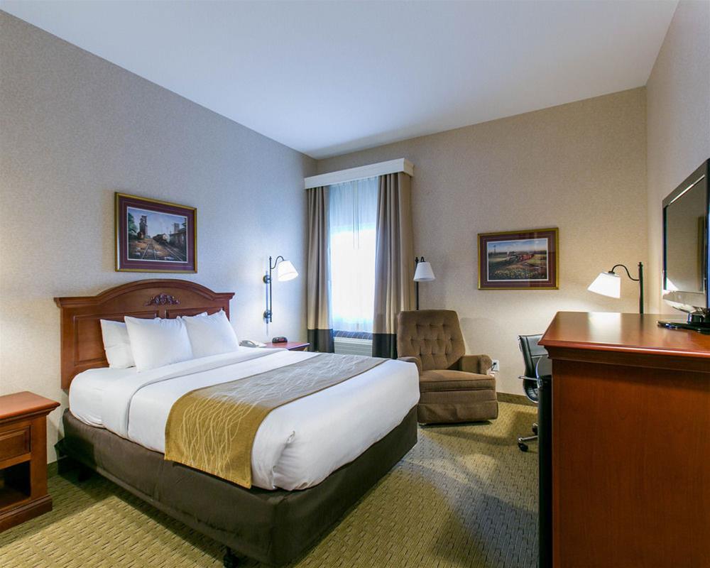 Comfort Inn Warrensburg Station Zewnętrze zdjęcie
