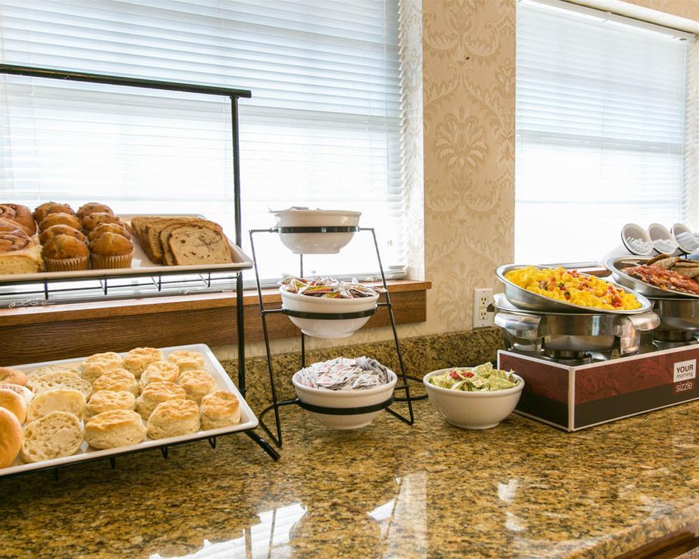 Comfort Inn Warrensburg Station Zewnętrze zdjęcie
