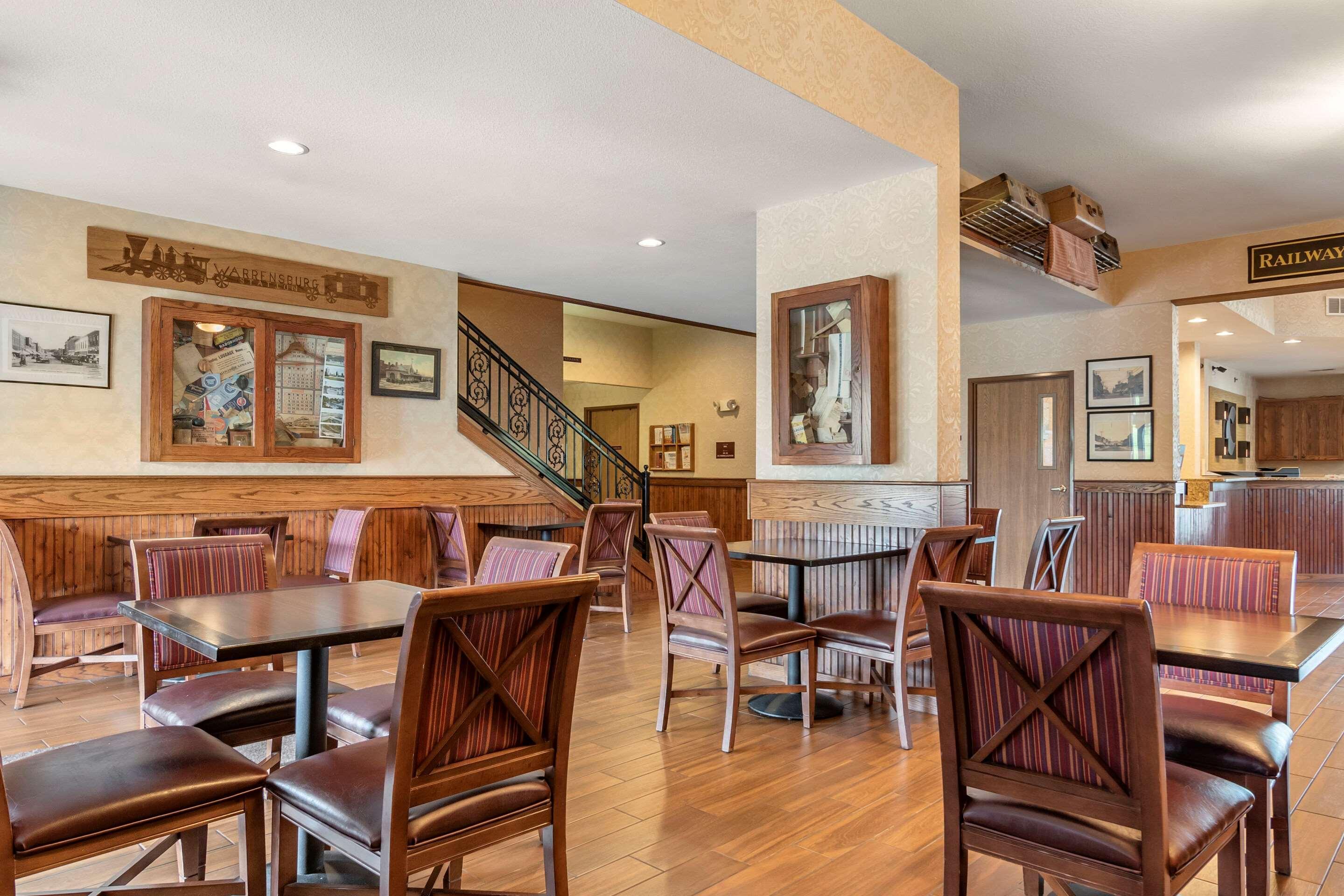Comfort Inn Warrensburg Station Zewnętrze zdjęcie