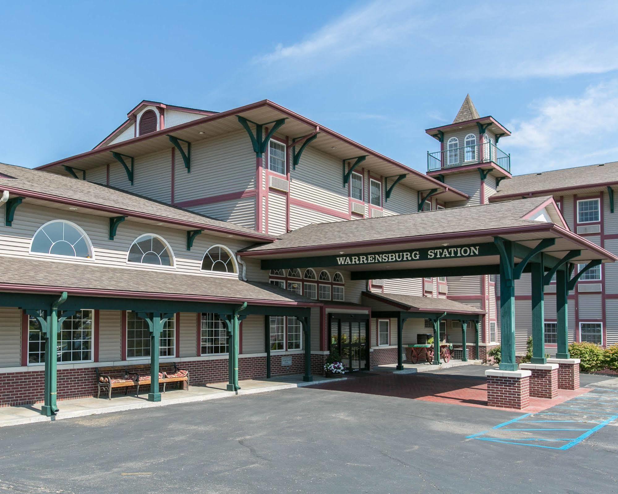 Comfort Inn Warrensburg Station Zewnętrze zdjęcie